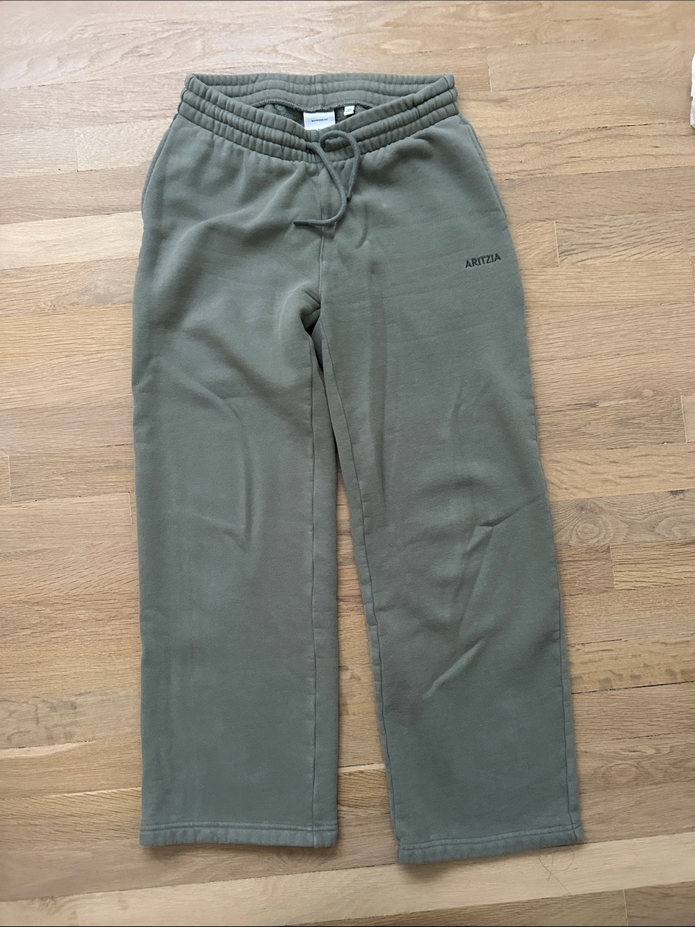 Aritzia Olive-Style Green Joggers